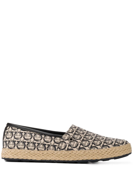  Ferragamo Ganicini Print Loafers - Neutrals 
