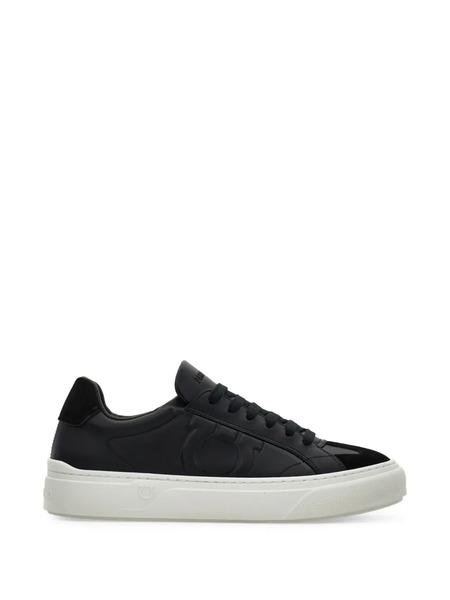  Ferragamo Texturized Low-cut Sneakers - Black 