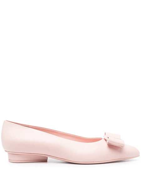  Ferragamo Viva Pointed Pumps - Pink 
