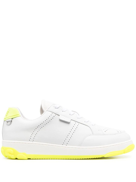 Gcds Essential Nami Low-top Sneakers - White 