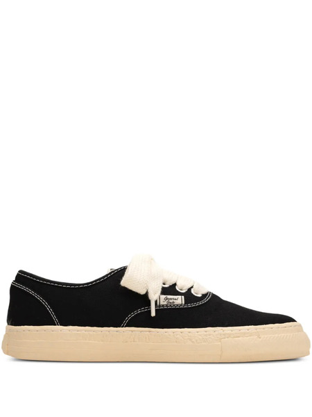  General Scale. Kiefer Canvas Sneakers - Black 