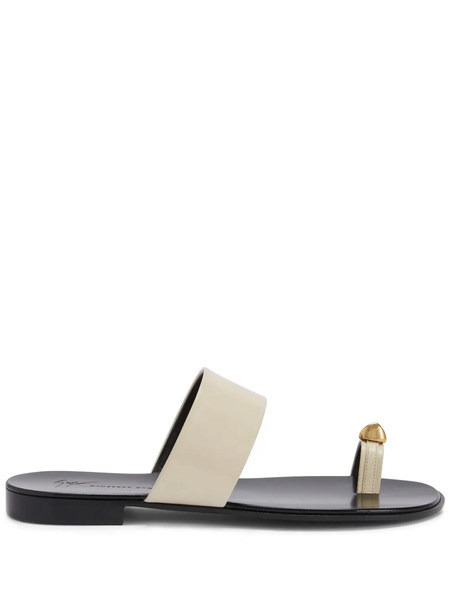  Giuseppe Zanotti Norbert Leather Toe-loop Sandals - White 