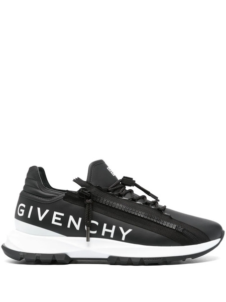  Givenchy Spectre Sneakers - Black 