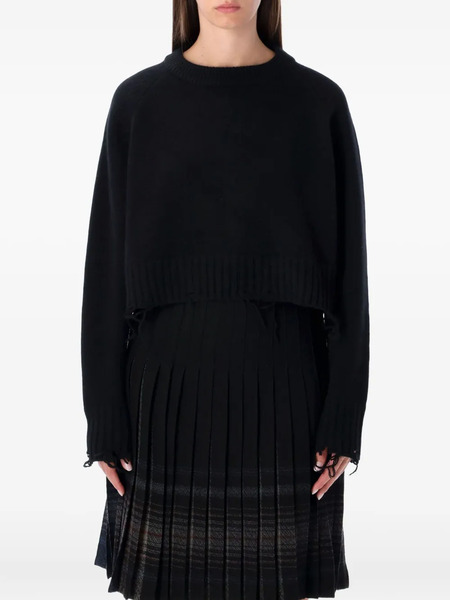  Low Classic Distressed Sweater - Black 