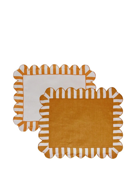  Misette Scalloped Stripe Placemat - Neutrals 