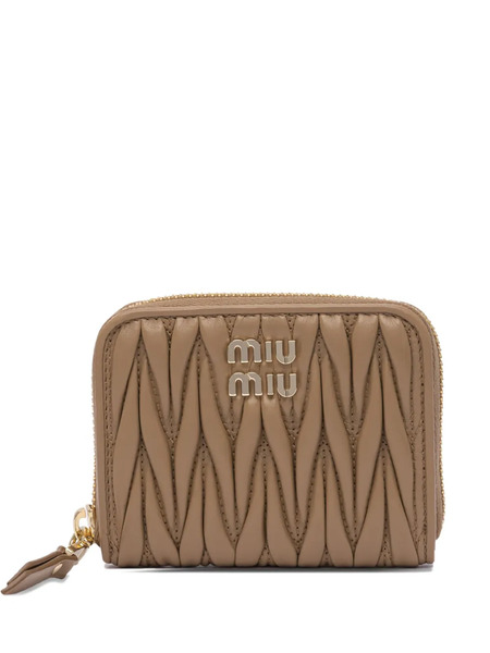  Miu Miu Matelassé Zip-around Wallet - Brown 