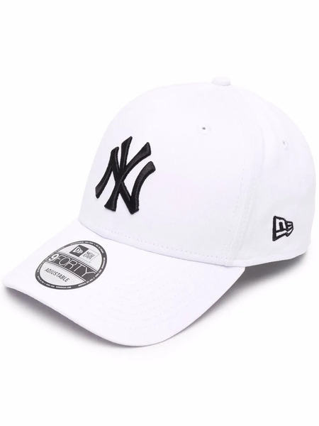  New Era Cap 9forty Adjustable Essentials Cap - White 