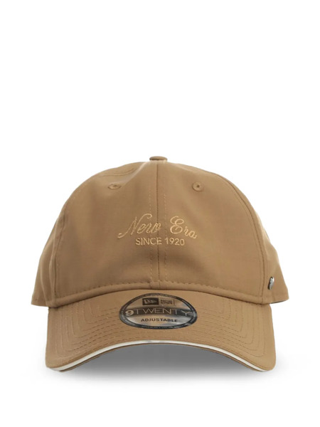  New Era Cap Metal Logo Curved Visor Cap - Neutrals 