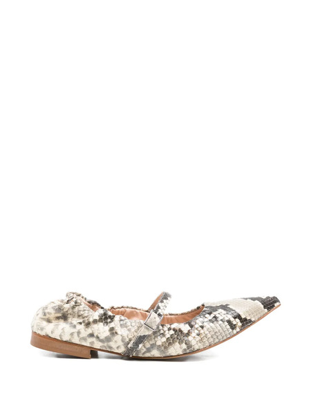  P.a.r.o.s.h. Pointed-toe Ballerina Shoes - Neutrals 
