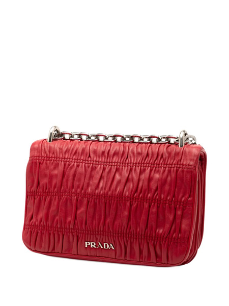  Prada Pre-owned 2000-2025 Nappa Gaufre Shoulder Bag - Red 