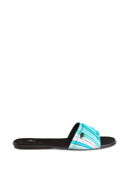  Pucci Yummy Patterned Sandals - Blue 