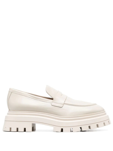  Stuart Weitzman Almond-toe Leather Loafers - Neutrals 