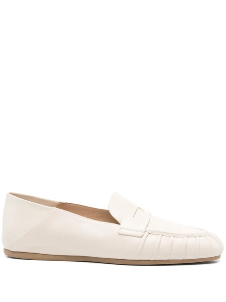  Stuart Weitzman Brooks Loafers - Neutrals 