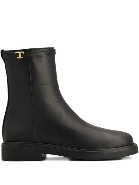  Tod's Leather Ankle Boots - Black 