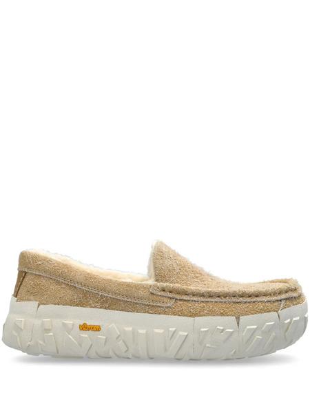  Ugg Ascot Vibram Loafers - Neutrals 
