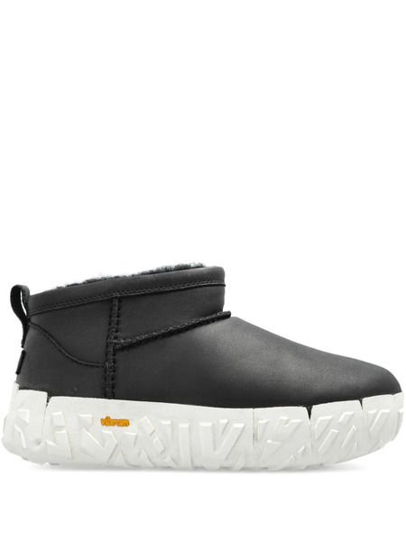  Ugg Classic Ultra Mini Wrap Tech Boots - Black 