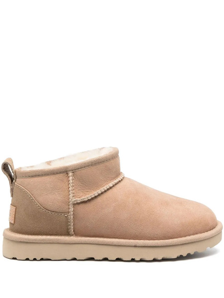  Ugg Slip-on Boots - Neutrals 