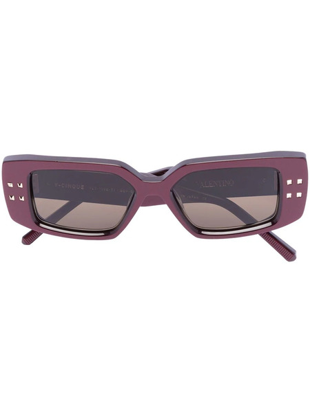  Valentino Garavani Eyewear Rockstud Rectangle Frame Sunglasses - Red 