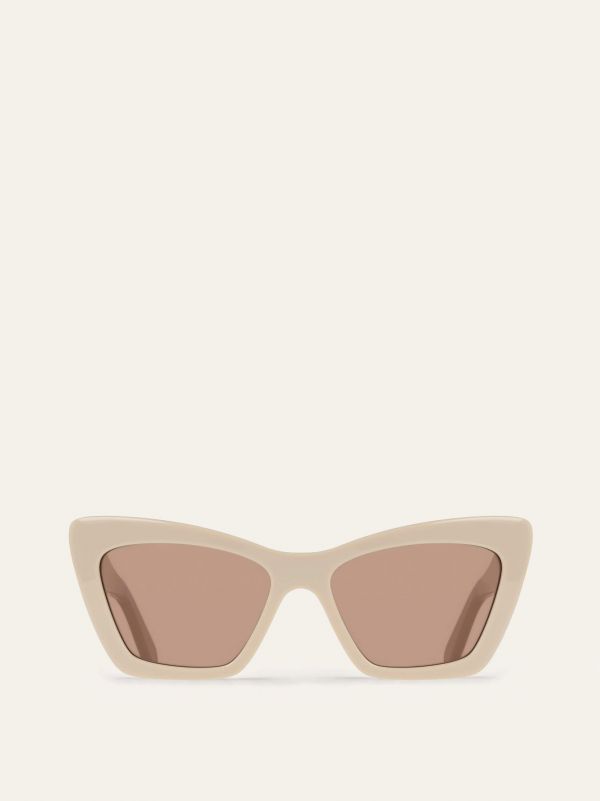  Ferragamo Women Butterfly Frame Sunglasses Colorless 