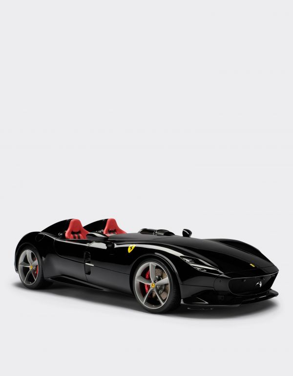  Ferrari Ferrari Monza Sp2 Model In 1:8 Scale -  Cars Multicolour Os 