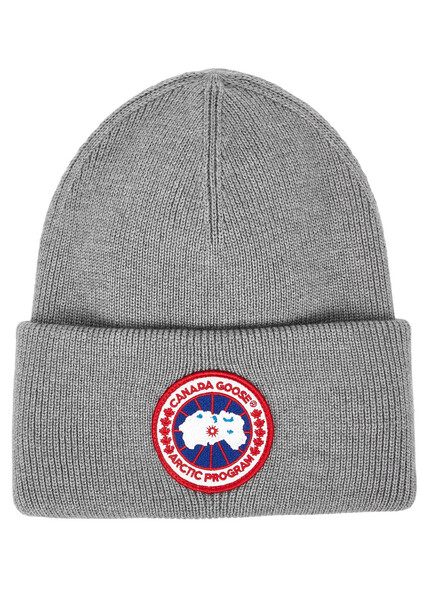  Canada Goose Arctic Disc Toque Wool Beanie - Grey 