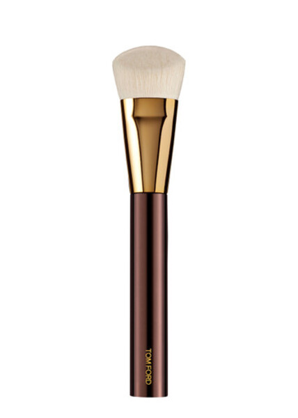  Tom Ford Shade And Illuminate Brush 04, Precision Application, Contouring Tool, Soft Bristles 