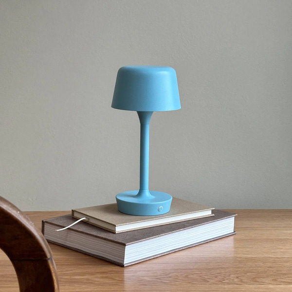  Dyberg Larsen Dyberg Larsen Led Table Lamp Flow, Light Blue, Height 25 Cm 