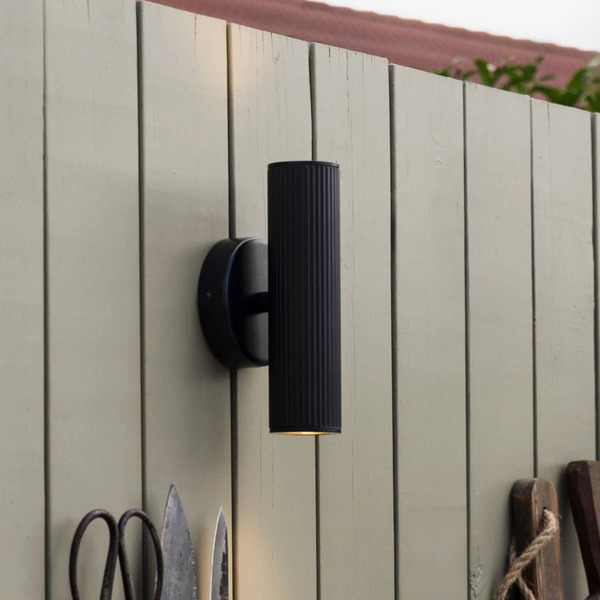  Globen Lighting Globen Lighting Hubble Wall Light, Black, Height 21 Cm, Ip44 