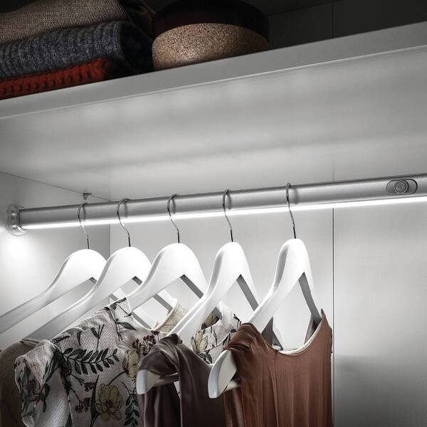  Hera Hera Led Clothes Rail Light With Sensor, 100 cm 