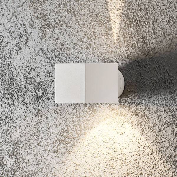  Konstsmide Konstsmide Modena Square Outdoor Wall Light, Angular, White 