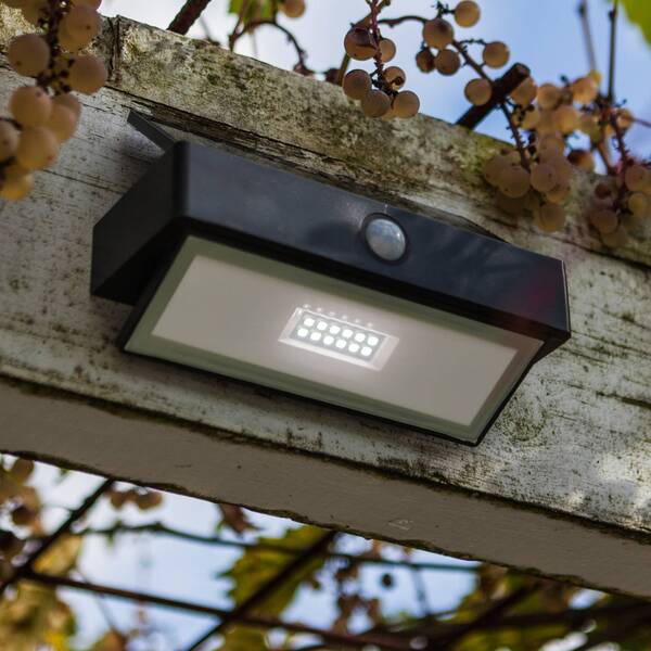  Lutec Lutec Arrow Led Solar Outdoor Wall Lamp, Dark Grey, 18 Cm, Motion Sensor, Ip44 