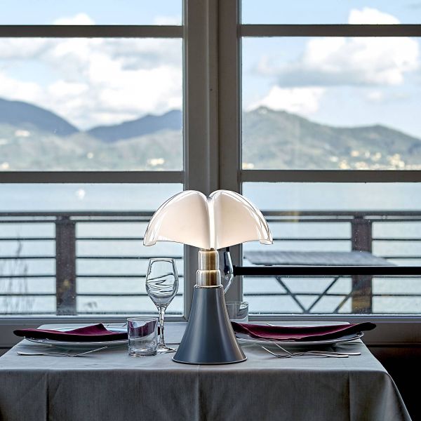  Martinelli Luce Martinelli Luce Minipipistrello Table Lamp Brown 