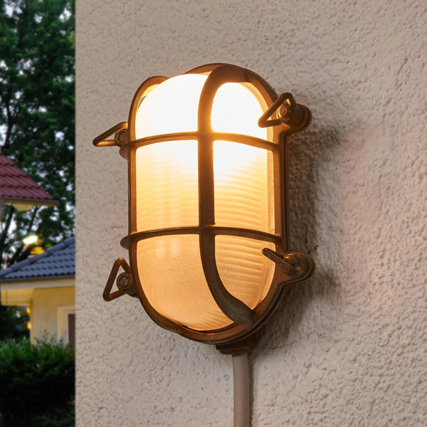  Moretti Luce Moretti Luce Outdoor Wall Light Oval Bengt Brass-antique/opal 