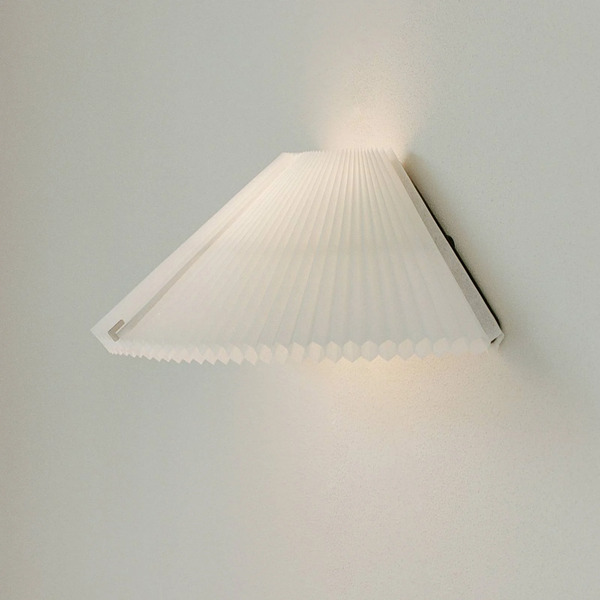  New Works New Works Wall Light Nebra, Width 40 Cm, White, Customisable 