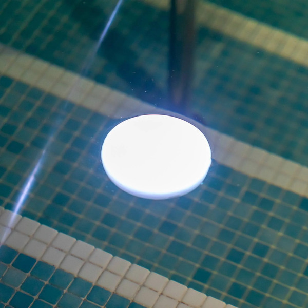  Newgarden Newgarden Papaya Led Battery Pool Light Ip68 Rgbw 