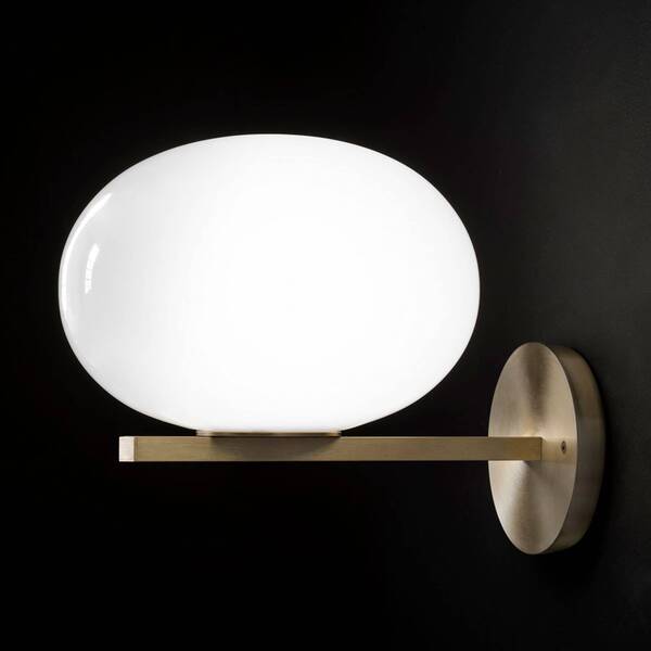  Oluce Oluce Alba - Wall Light With Opal Glass Shade 