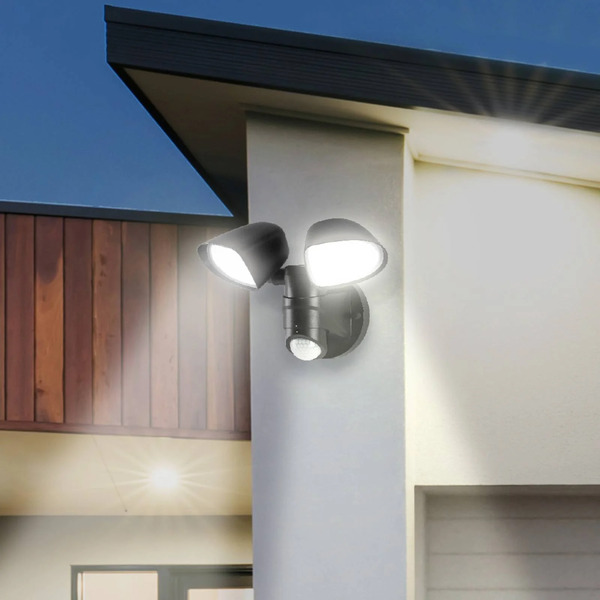  Telefunken Telefunken Led Sensor Outdoor Wall Spotlight Bilbao 2-bulb Black 