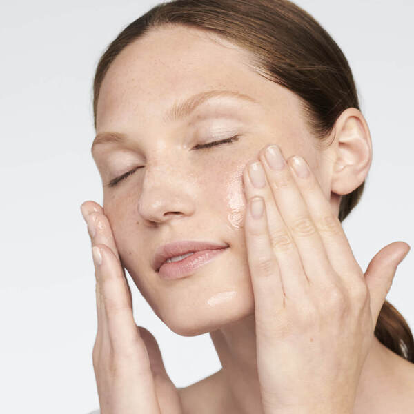  Clinique Moisture Surge Spf25 Sheer Hydrator 30ml 