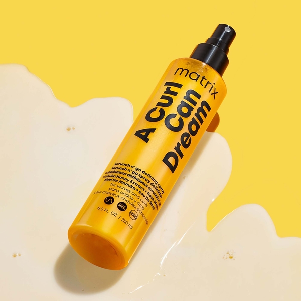  Matrix A Curl Can Dream Scrunch 'n' Go Defining Spray With 230°c Heat Protection For Definition On Waves And Curls 150ml 