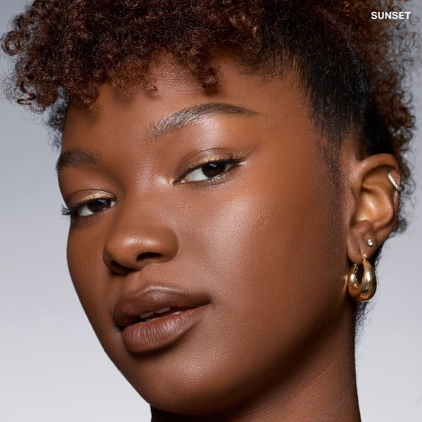  Morphe Cloudlight Soft Glow Veil Finishing Powder (various Shades) - Sunset 