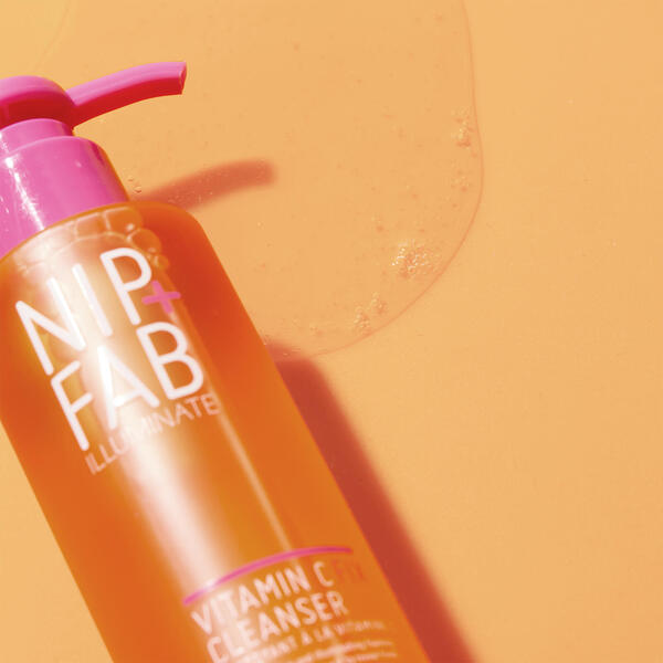  Nip+fab Vitamin C Fix Cleanser 145ml 