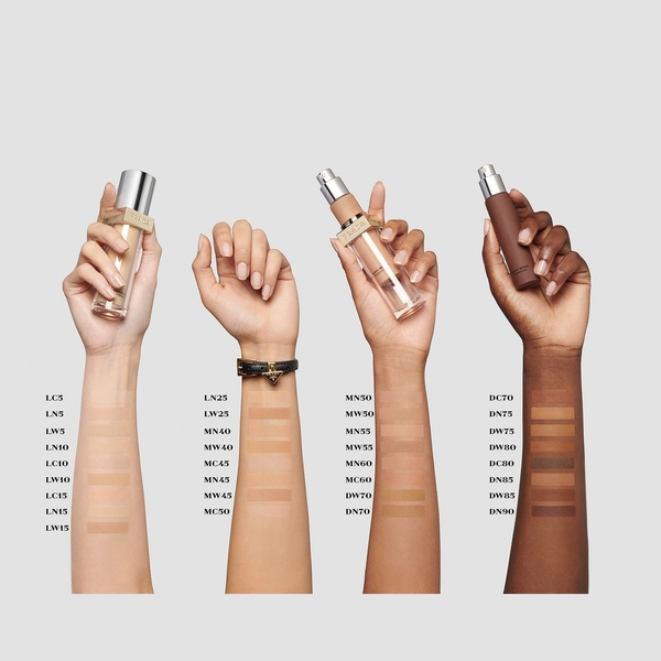  Prada Reveal Skin Optimising Refillable Foundation 30ml (various Shades) - Dc80 - Dark Cool 