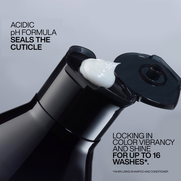  Redken Acidic Color Gloss Activated Glass Gloss Treatment 237ml And Conditioner Mini 50ml, Glass-like Shine (worth £36.78) 