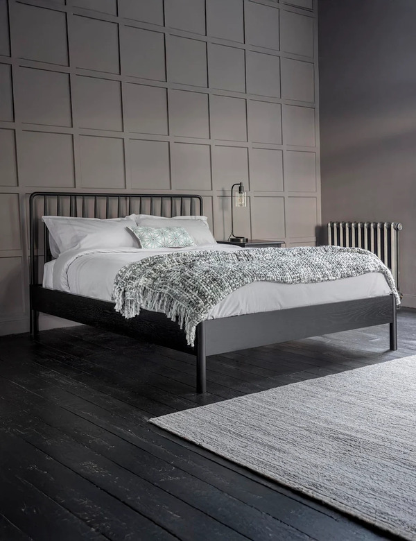  Gallery Direct Wycombe Spindle Bed Black 