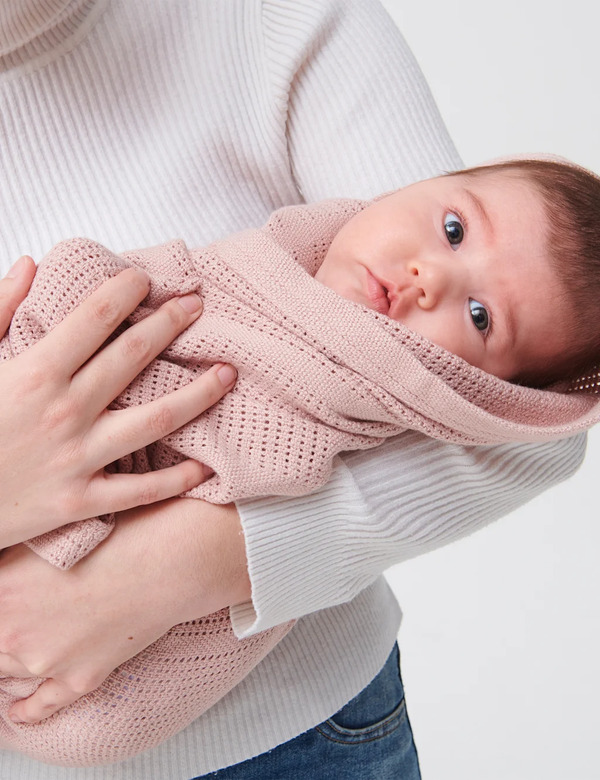  Mori Cotton Blend Cellular Blanket Pink 
