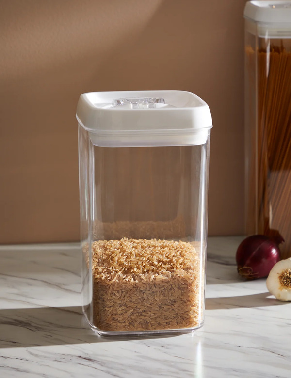  M&s 2.4l Rectangular Flip-tight Food Storage White Mix 