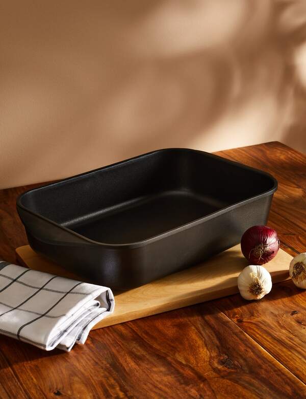  M&s Large Cast Aluminium Roaster Charcoal 