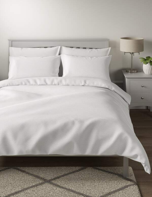  M&s Pure Cotton Geometric Matelasse Bedding Set White 