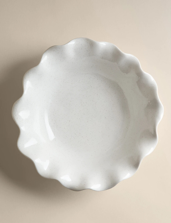  M&s Ruffle Serving Bowl Cream 