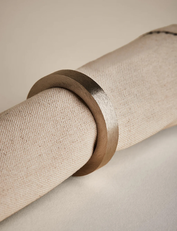  M&s Set Of 4 Metallic Napkin Rings Silver Mix 